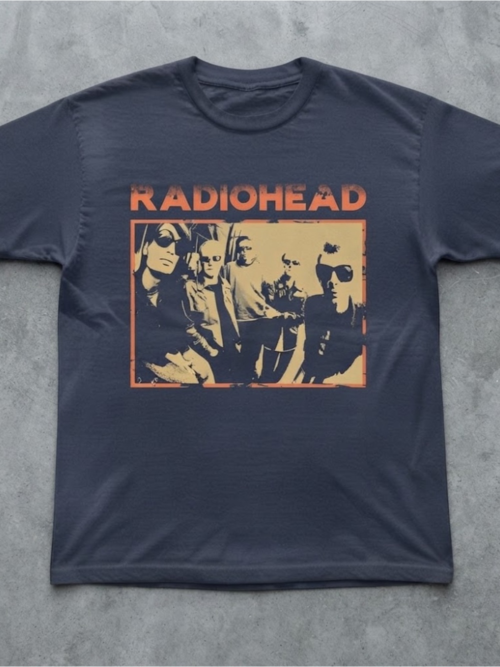 Classic Rock Band Concert Graphic Print Gildan T-shirt